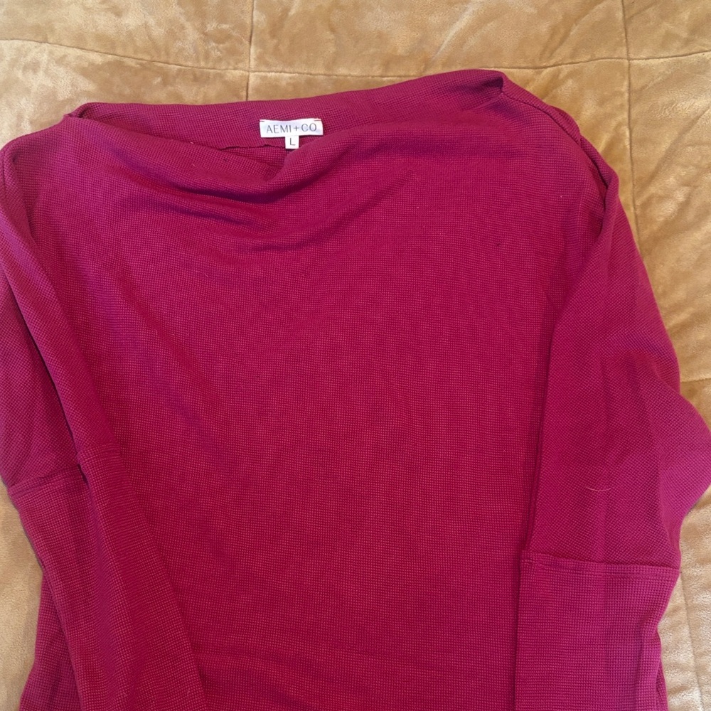 AEMI + Co Women's Casual Fuschia Sweater